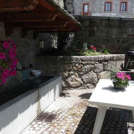 Gite De La Begude Rieutort Esterno foto